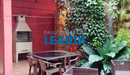 Casa à venda na Rua Tucuna, 91, Pompéia, São Paulo por R$ 1.950.000