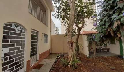 Casa com 3 quartos à venda na Rua Calógero Calia, 186, Vila Santo Estéfano, São Paulo por R$ 2.250.000