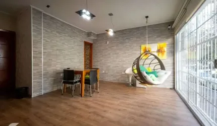 Casa à venda na Rua Artur de Almeida, 94, Vila Mariana, São Paulo por R$ 900.000