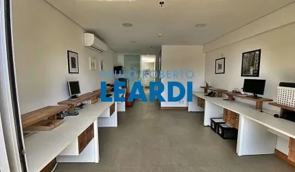 Ponto comercial à venda na Avenida Marquês de São Vicente, 405, Barra Funda, São Paulo por R$ 800.000