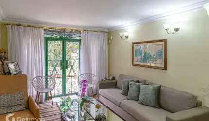 Casa com 3 quartos à venda na Rua Zaíra, 110, Sumaré, São Paulo por R$ 2.500.000