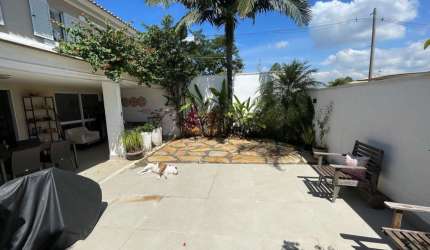Casa em condomínio fechado com 3 quartos à venda na Ibérica, 285, Tamboré, Santana de Parnaíba por R$ 2.000.000