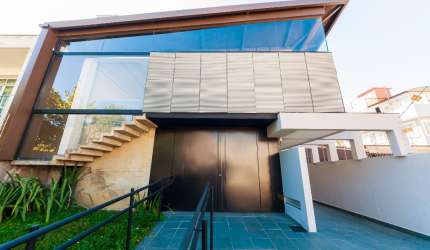 CASA COMERCIAL PARA LOCAÇÃO NO CENTRO CÍVICO
