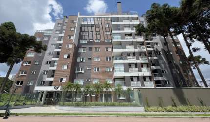 APARTAMENTO COM GARDEM