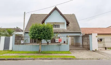 Sobrado com 4 dormitórios à venda, 276 m² por R$ 960.000 - Capão da Imbuia - Curitiba/PR