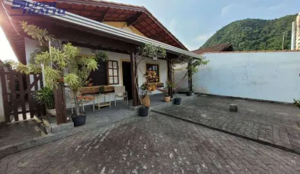 Casa com 4 dormitórios à venda, 180 m² por R$ 1.500.000,00 - Canto do Forte - Praia Grande/SP