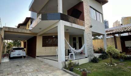 Vendo lindo Duplex em Ponta negra - Rua da lagosta