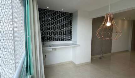 Belíssimo apartamento reformado no corais de lagoa nova