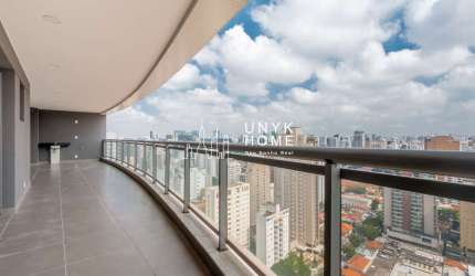 Vila Nova Conceição com 2 suítes e 2 vagas