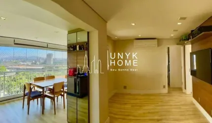 Apartamento com varanda gourmet na Vila anastácio