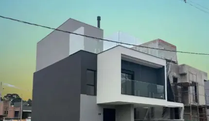 Casa em Condomínio à venda em Santa Cândida, Curitiba - Novo e Pronto para Morar!