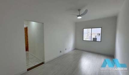 Apartamento reformado 2 quartos com garagem na Tupi em Praia Grande