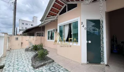 Casa com 3 dormitórios à venda, 87 m² por R$ 742.000,00 - São Vicente - Itajaí/SC