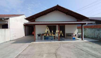 Casa com 3 dormitórios à venda, 120 m² por R$ 700.000,00 - Armação - Penha/SC