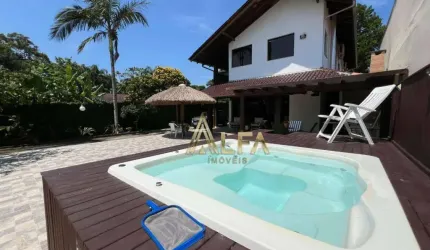 Casa à venda, 300 m² por R$ 1.950.000,00 - Centro - Penha/SC