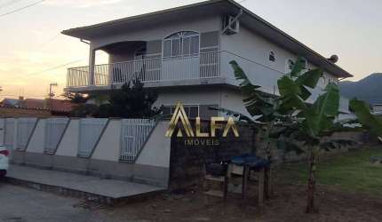 Casa com 6 dormitórios à venda, 272 m² por R$ 1.300.000,00 - Ilha da Figueira - Jaraguá do Sul/SC