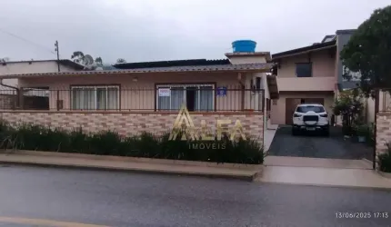 Casa com 3 dormitórios à venda, 230 m² por R$ 570.000,00 - Santa Lidia - Penha/SC