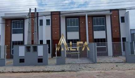 Sobrado com 3 dormitórios sendo 1 suíte  à venda, 100 m² por R$ 629.000 - Meia Praia - Navegantes/SC