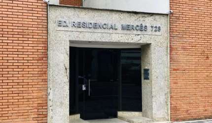 Apartamento com 3 quartos para alugar na Avenida Manoel Ribas, 728, Mercês, Curitiba, 83 m2 por R$ 1.850