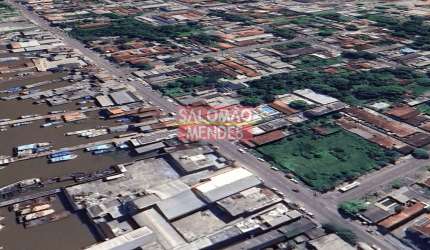 Grande área em Icoaraci. Frente Baia . 3708m2 de esquina. Para incorporações e empresas.