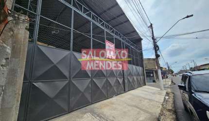 Galpão na Padre Eutíquio - Lojas, Autocenters, Material de Construção.