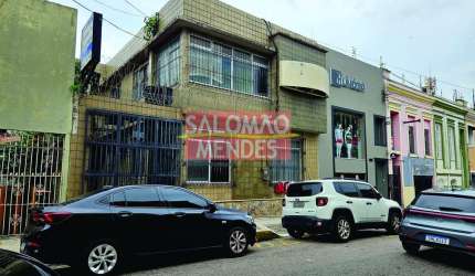 Imóvel Comercial com 10 salas, garagem junto ao Sesc e a Doca