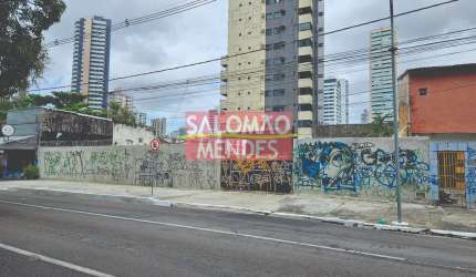Grande área para Incoporporações e Empreendimentos no Umarizal - 1204m2