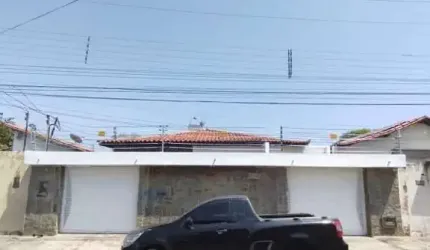 Casa com 2 quartos para alugar na Rua Jonatas Batista, Mafuá, Teresina por R$ 4.000