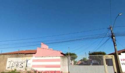 Aluga-se Casa Residencial em Timon