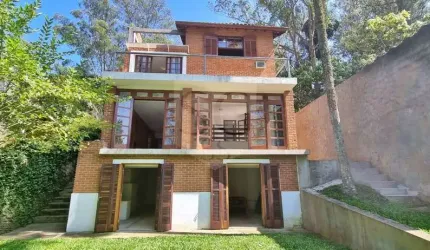 Sobrado a Venda no Riviera Paulista em São Paulo - SP OPORTUNIDADE !!