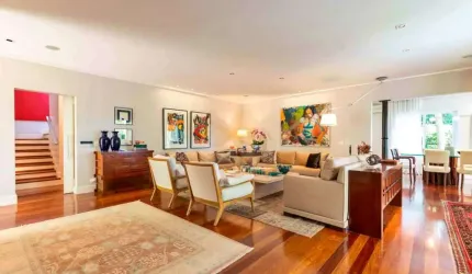 Casa de Condominio Alto Padrao a Venda no Jardim Petrópolis em São Paulo - SP