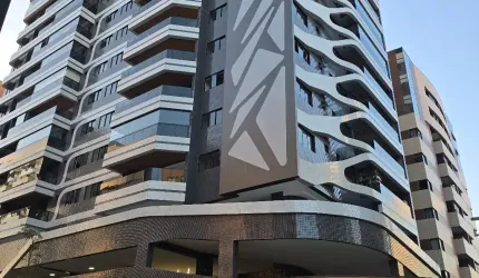 Apartamento na Jatiúca,  com 02 suites