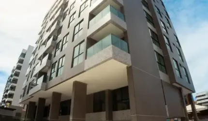 Apartamento na Jatiúca,  com 03 quartos.