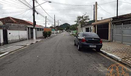 Sobrado à venda, 3 quartos, 1 suíte, 2 vagas, São Jorge - Santos/SP