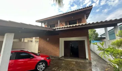 Sobrado à venda, 5 quartos, 1 suíte, 4 vagas, Vila Voturua - São Vicente/SP