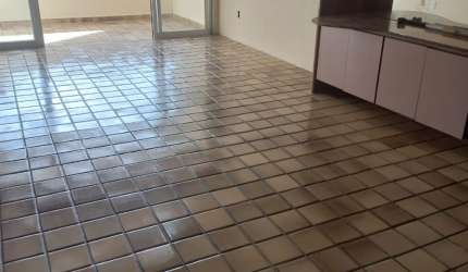 Vendo apt em Boa Viagem 3 quarts e 3 banheiros , 127 m² por R$ 350.000