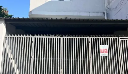 Salão comercial c pé direito alto
