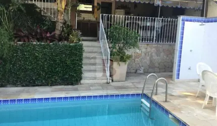 Casa com 4 quartos à venda na Rua Roberto Augusto Morgado, São Francisco, Niterói, 240 m2 por R$ 1.800.179