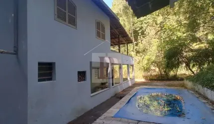 Imperdível: Sítio à venda em São Gonçalo-RJ, Rio do Ouro - 4 quartos, varias vagas, 12.000m² de área!