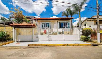 Casa com 5 dormitórios à venda, 297 m² por R$ 1.100.000,00 - Portal da Torre - Juiz de Fora/MG