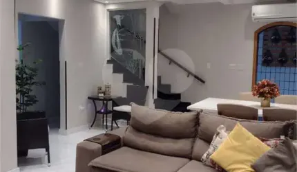 Casa com 4 quartos à venda em Esplanada Dos Barreiros - SP