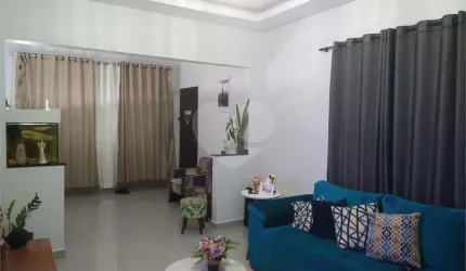 Sobrado com 4 quartos à venda em Vila Cascatinha - SP