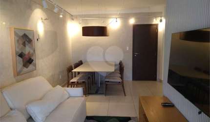 Apartamento com 2 quartos à venda em Canto Do Forte - SP