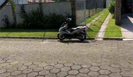 Terreno à venda em Jardim Acapulco - SP