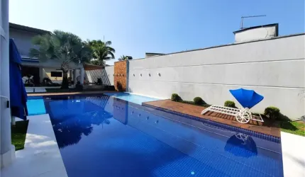 Casa com 10 quartos à venda em Jardim Acapulco - SP