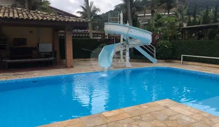 Casa com 4 quartos à venda em Jardim Acapulco - SP