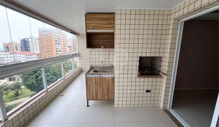 Apartamento com 3 quartos à venda em Guilhermina - SP