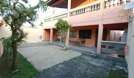 Casa com 8 quartos à venda em Guaiúba - SP