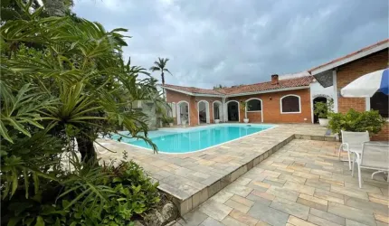 Casa com 3 quartos à venda em Jardim Virgínia - SP