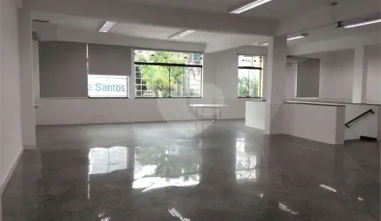 Terreno à venda ou para locação em Vila Mathias - SP